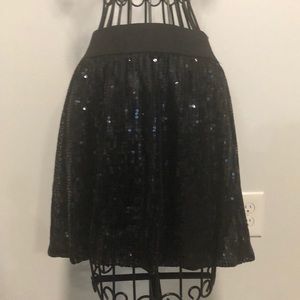 Sequined party mini skirt!